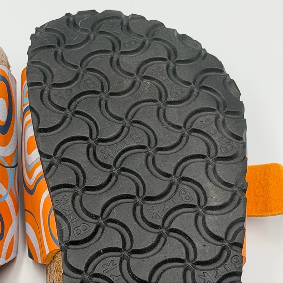 Birkenstock Kids Sandals with Orange and Blue Circles - Picture 10 of 12